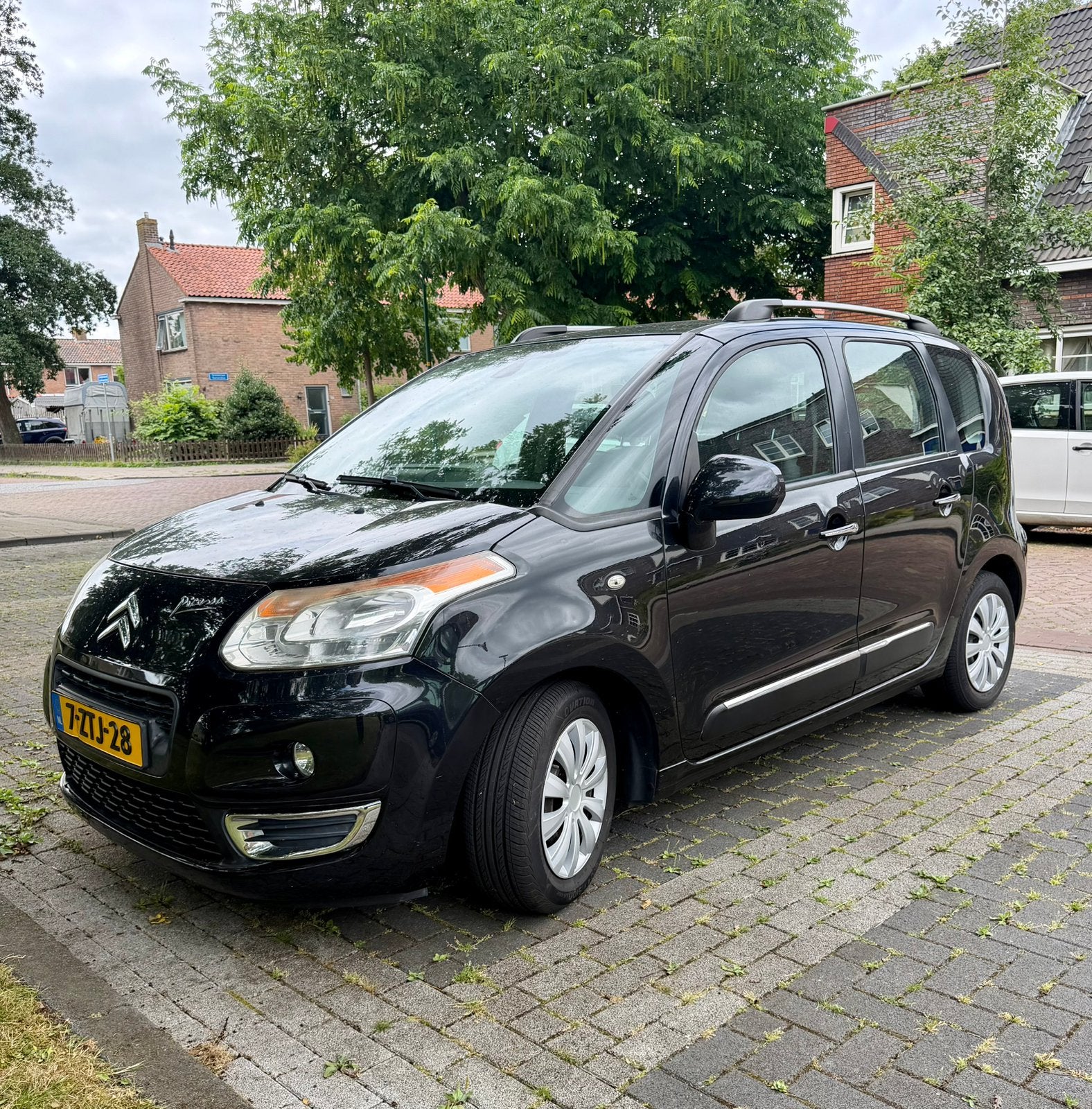 Citroën C3 Picasso 1.6 VTI 2009 Zwart, Auto's, Voorwielaandrijving, Zwart, 4 cilinders, Zwart