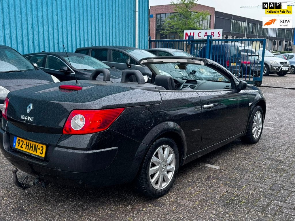 Renault Mégane Coupé-Cabriolet 2.0-16V Tech Line LPG GAS r, Auto's, Renault, 1998 cc, 135 pk, Parkeersensor, 4 cilinders