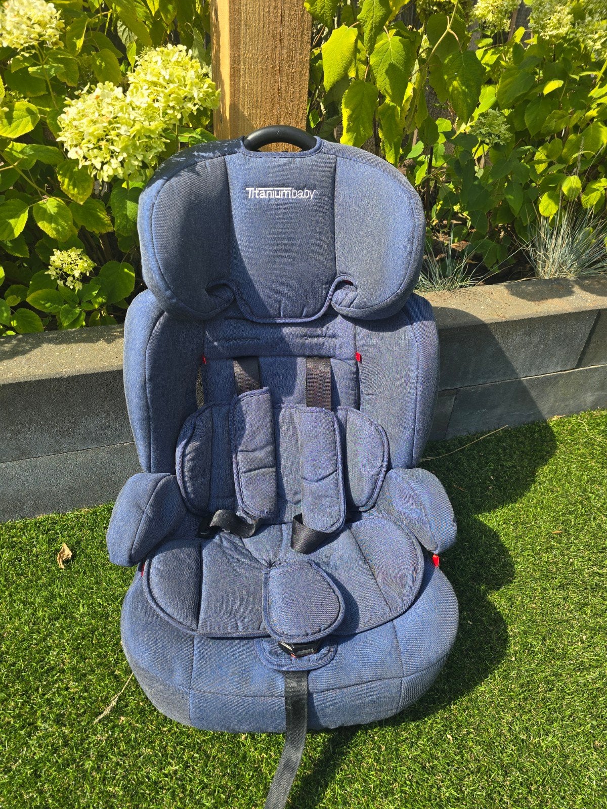 Titaniumbaby Autostoel, Kinderen en Baby's, Gebruikt, Overige methoden, 9 t/m 36 kg, Ophalen