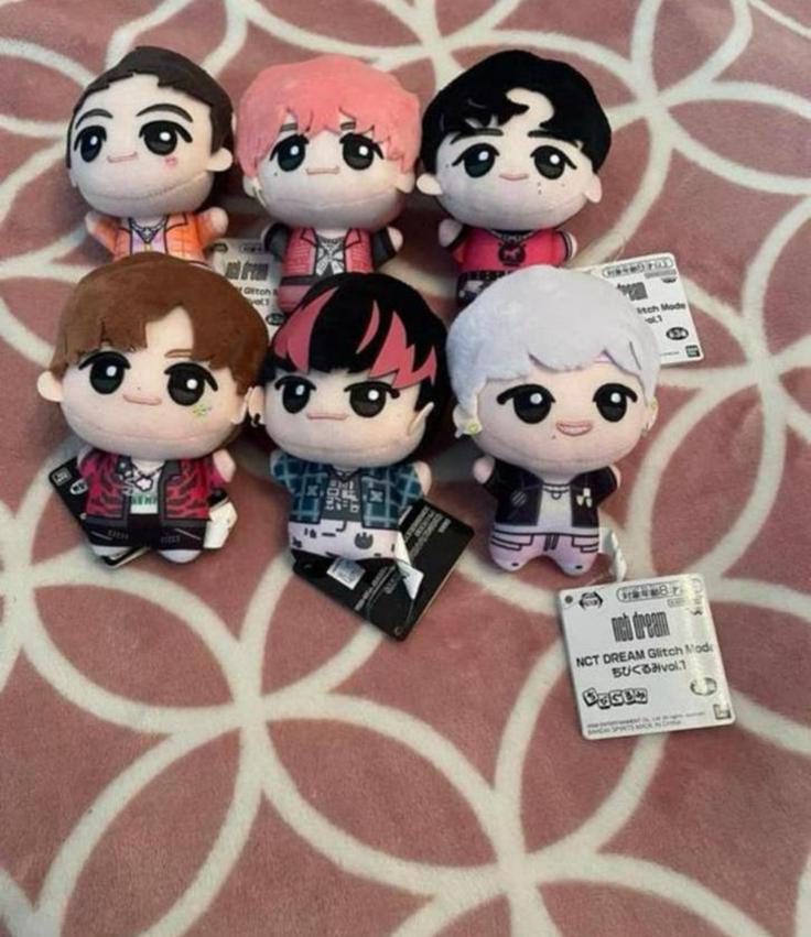 NCT Dream Glitch Mode plush, Ophalen of Verzenden, Nieuw, Overige typen
