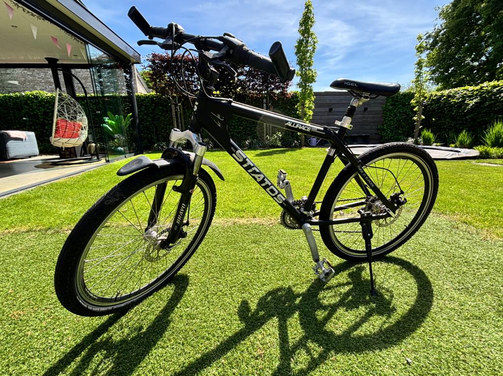 Te koop: Stratos mountainbike 26” en 24 versnellingen, Fietsen en Brommers, Fietsen | Mountainbikes en ATB, Gebruikt, 49 tot 53 cm