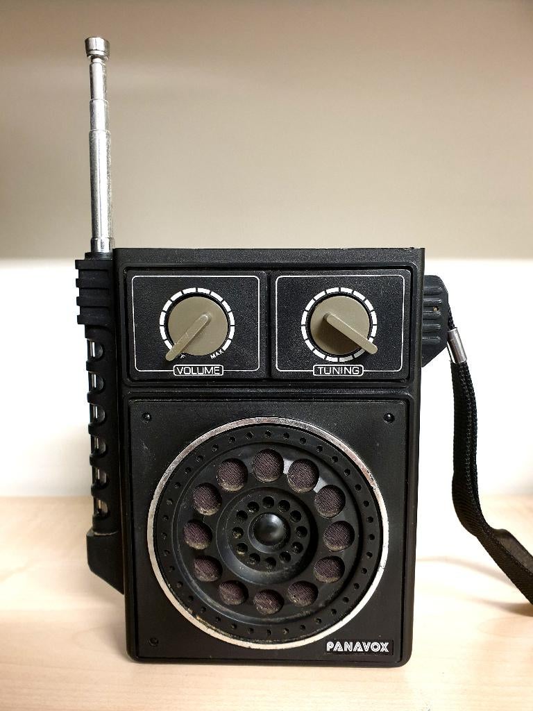 PANAVOX DR - 2101C TRANSISTOR RADIO AM / FM (1975)., Ophalen of Verzenden, Gebruikt, Transistorradio