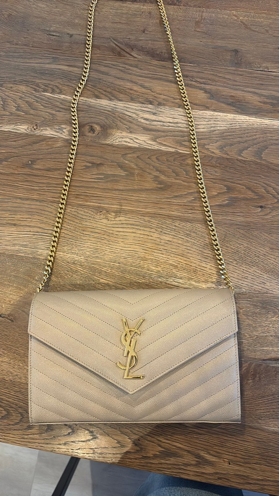 Saint Laurent classic Cassandre, Ophalen of Verzenden, Zo goed als nieuw, Beige, Schoudertasje