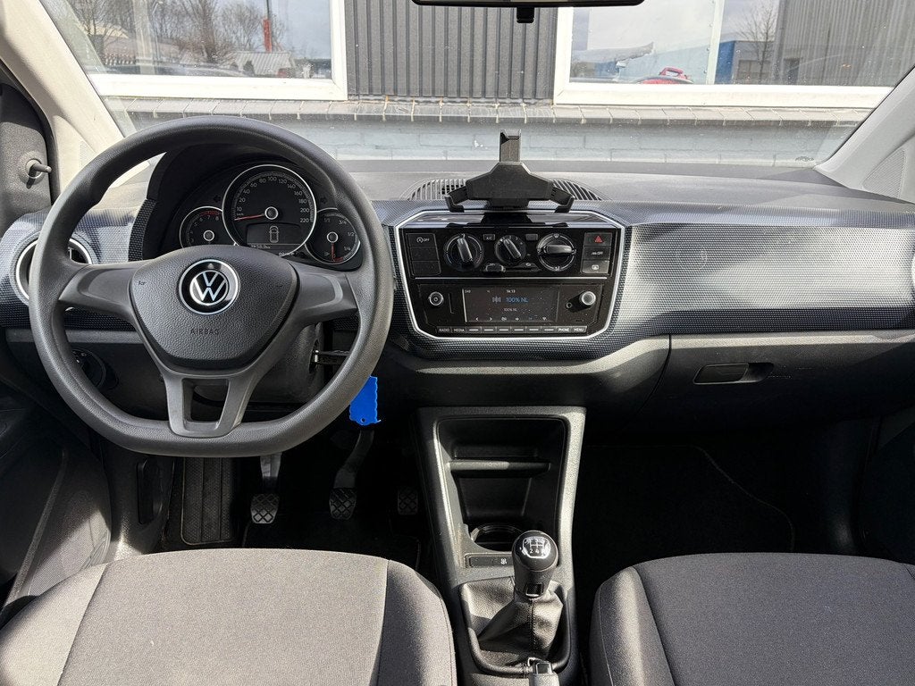 Volkswagen Up! 1.0 / Airco / Zwartdakje / 2021, Auto's, Gebruikt, 4 stoelen, Origineel Nederlands, Bedrijf