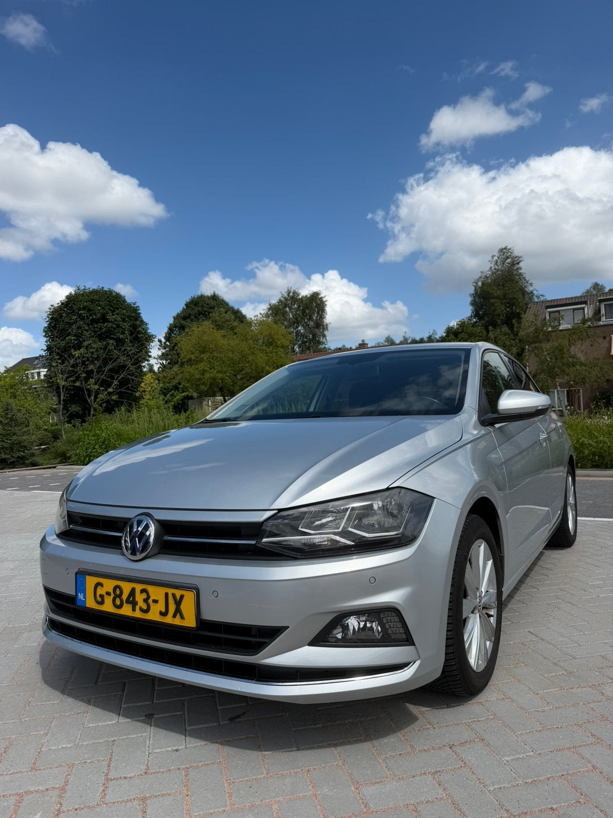 Volkswagen Polo 1.0 TSI 95pk 2019 Grijs, Auto's, Voorwielaandrijving, 95 pk, 1055 kg, 49 €/maand