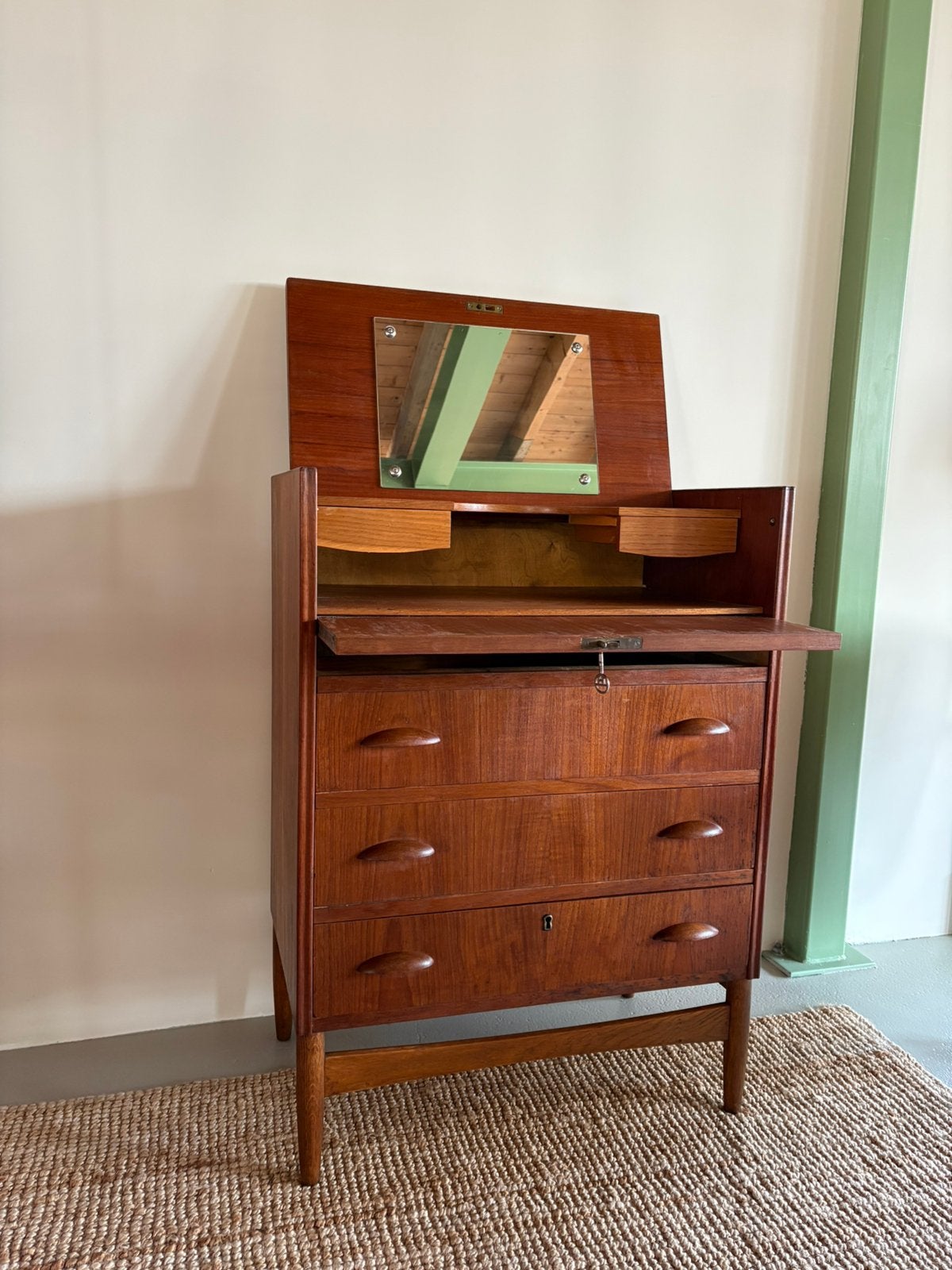 Deens Vintage secretaire bureautje ladekast, Ophalen, Zo goed als nieuw, Deens vintage, X