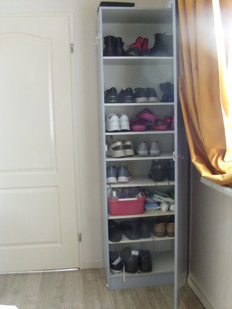 I.V.M. Verhuizing ,Schoenenkast is hoog 2meter, Ophalen, Gebruikt