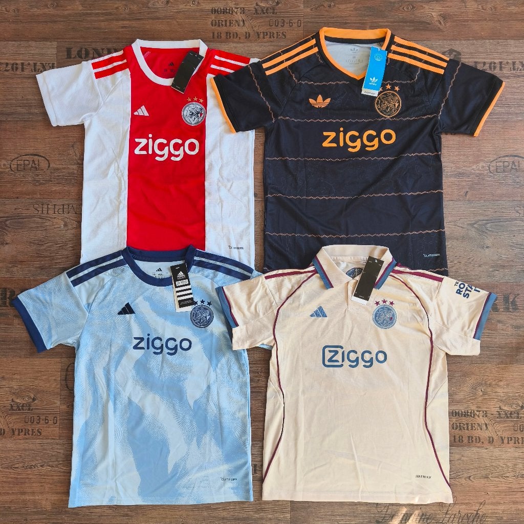Ajax Tenue Shirt Trainingspak Kinderen Volwassenen 26 27, Maat XS of kleiner, Ophalen of Verzenden, Nieuw, Set