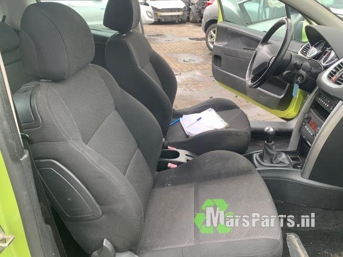 Veiligheidsgordel rechts-voor van een Peugeot 207, Auto-onderdelen, Gebruikt, -, -, Ophalen of Verzenden