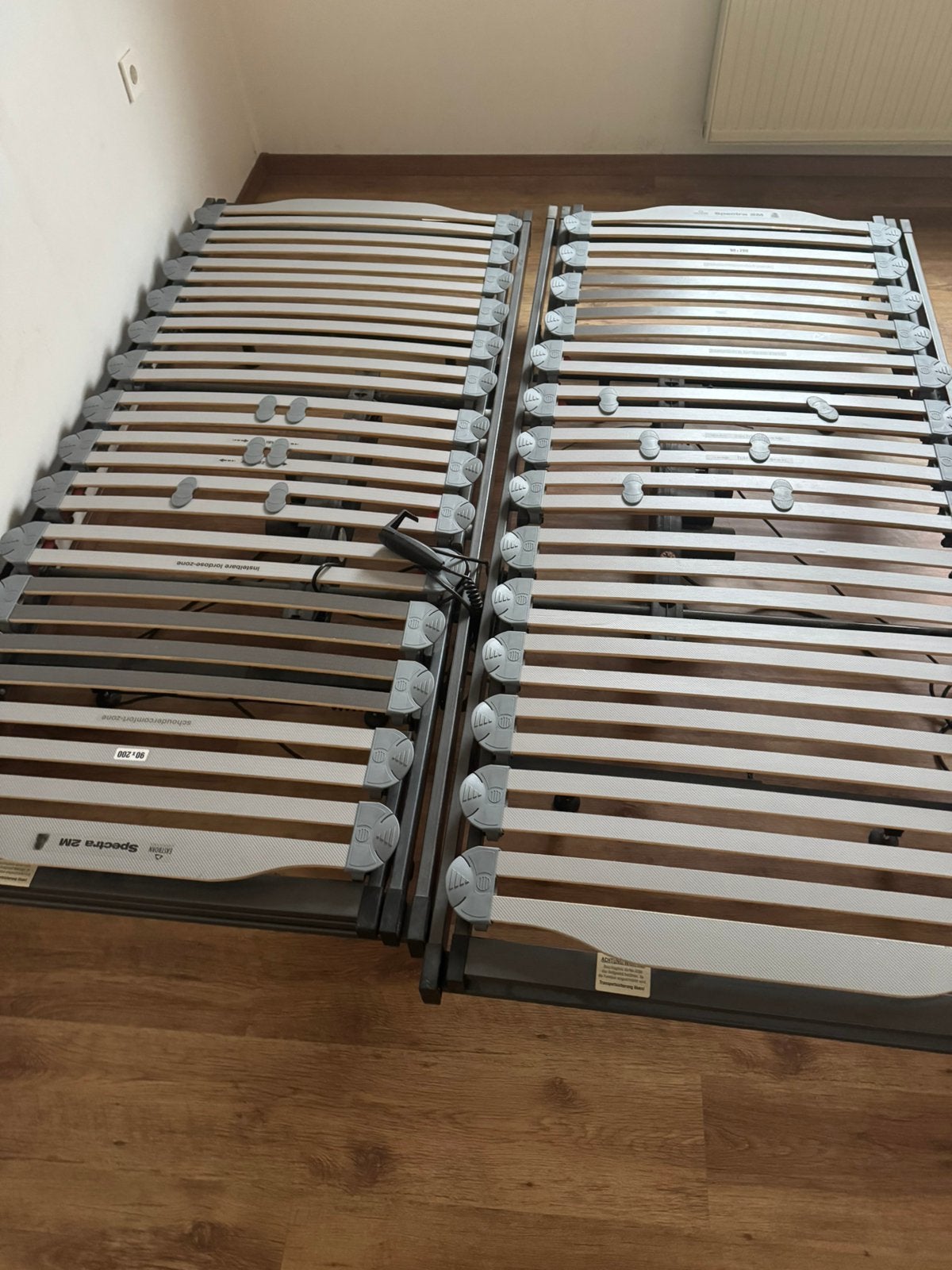 Elektronische lattenbodems 2 stuks, Ophalen, Gebruikt, 200 cm, Eenpersoons