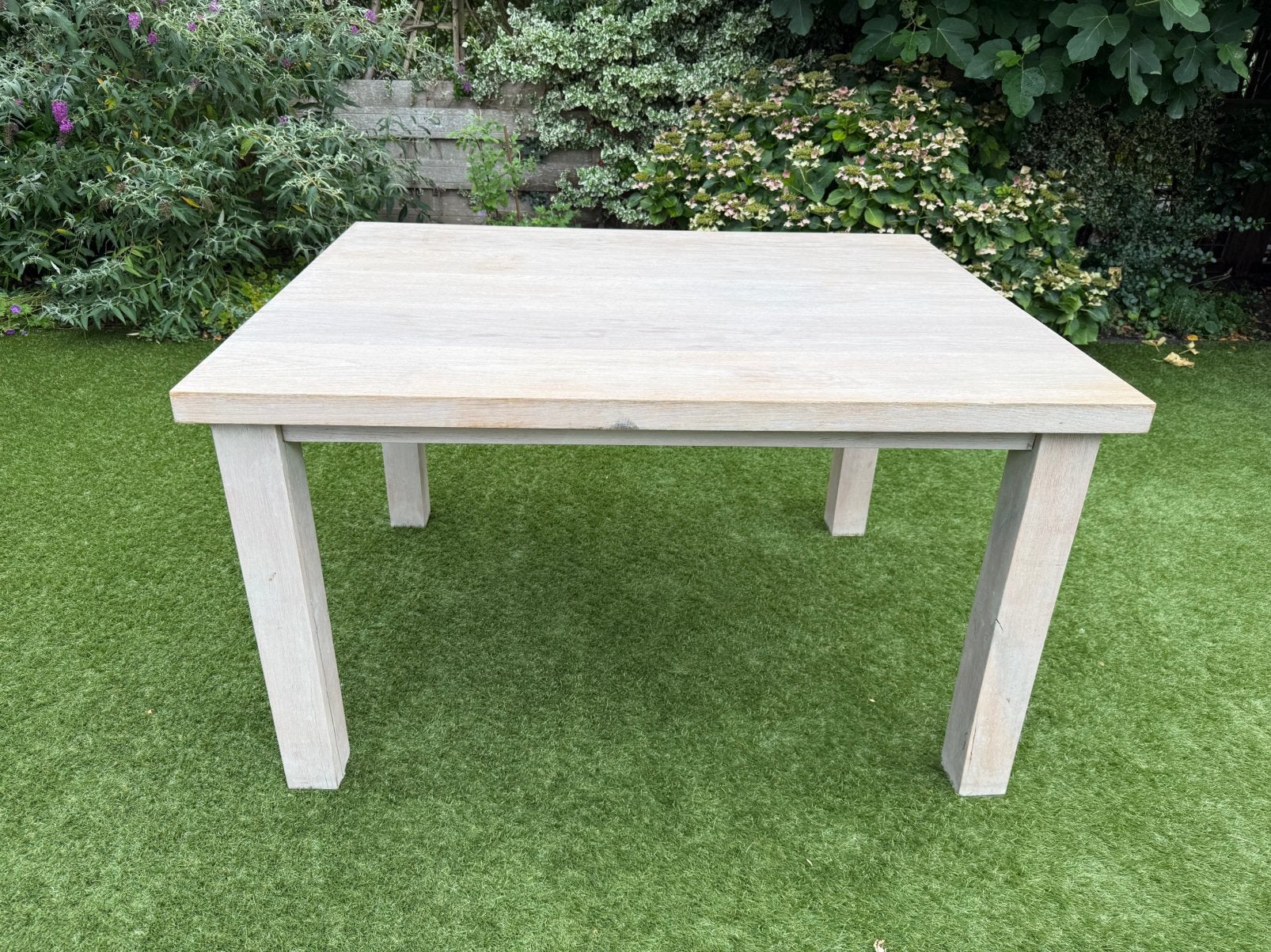 Robuste, houten eettafel 132,5x104x75,5 (lxbxh), Ophalen, Gebruikt, Vier personen, Rechthoekig