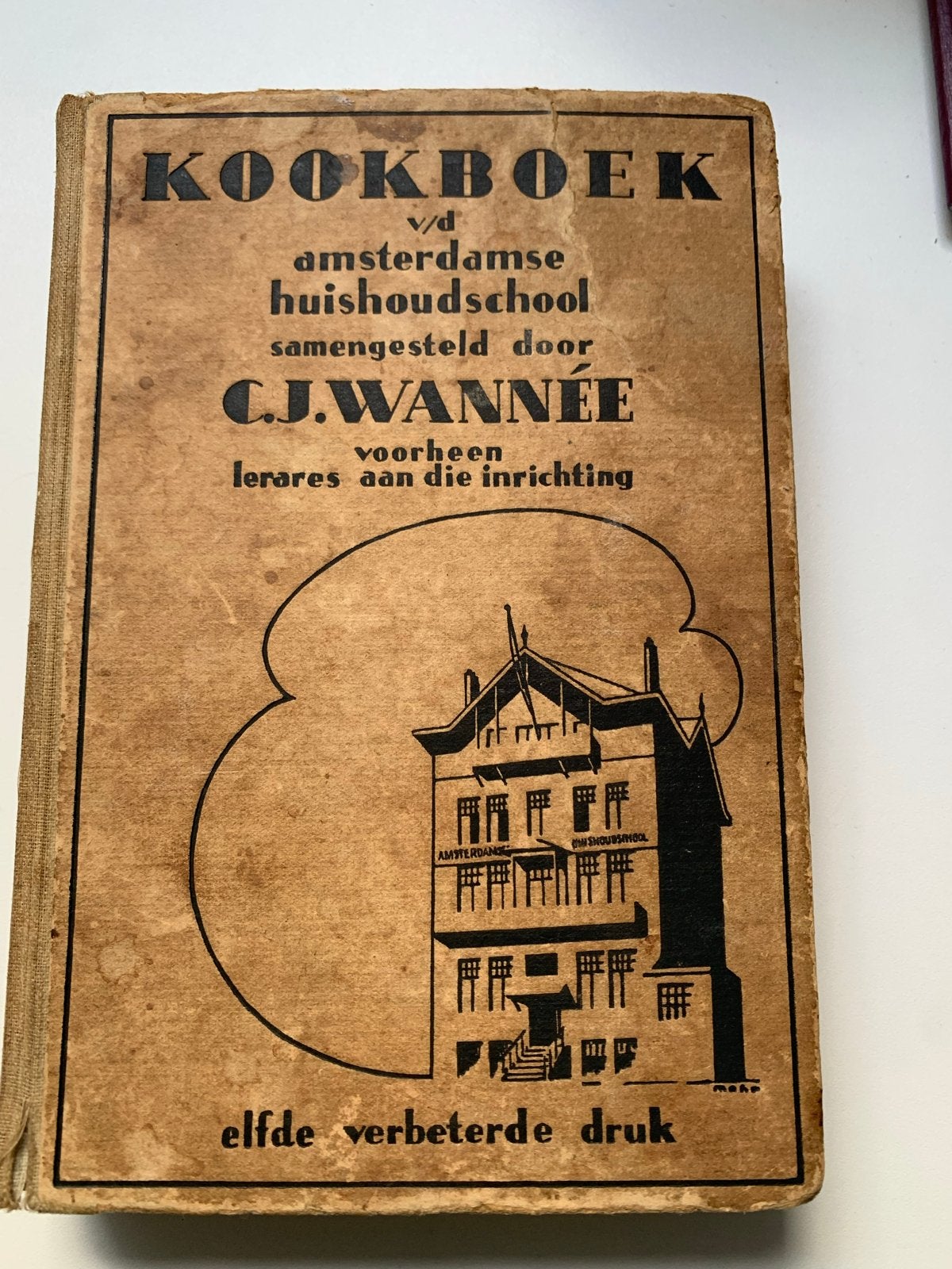 Kookboek Amsterdamse Huishoudschool C.J. Wannée, Boeken, Kookboeken, Ophalen of Verzenden, Gelezen, Nederland en België, Hoofdgerechten