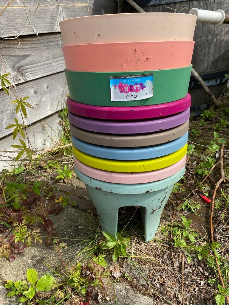 10 Elho bloempotten in pastel kleur (balkon), Kunststof, Gebruikt, Minder dan 60 cm, Rond