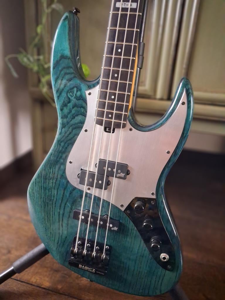 ESP LTD PT-4 // actieve Aguilera PJ basgitaar, Muziek en Instrumenten, Snaarinstrumenten | Gitaren | Bas, Ophalen of Verzenden