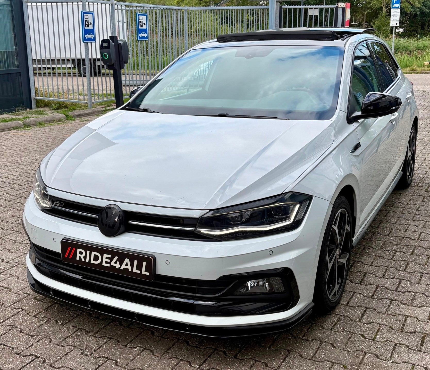 Volkswagen Polo 1.0 TSI Highline/R-Line/Pano/V.Cockpit/Keyle, Dealer onderhouden, Gebruikt, Origineel Nederlands, Bedrijf