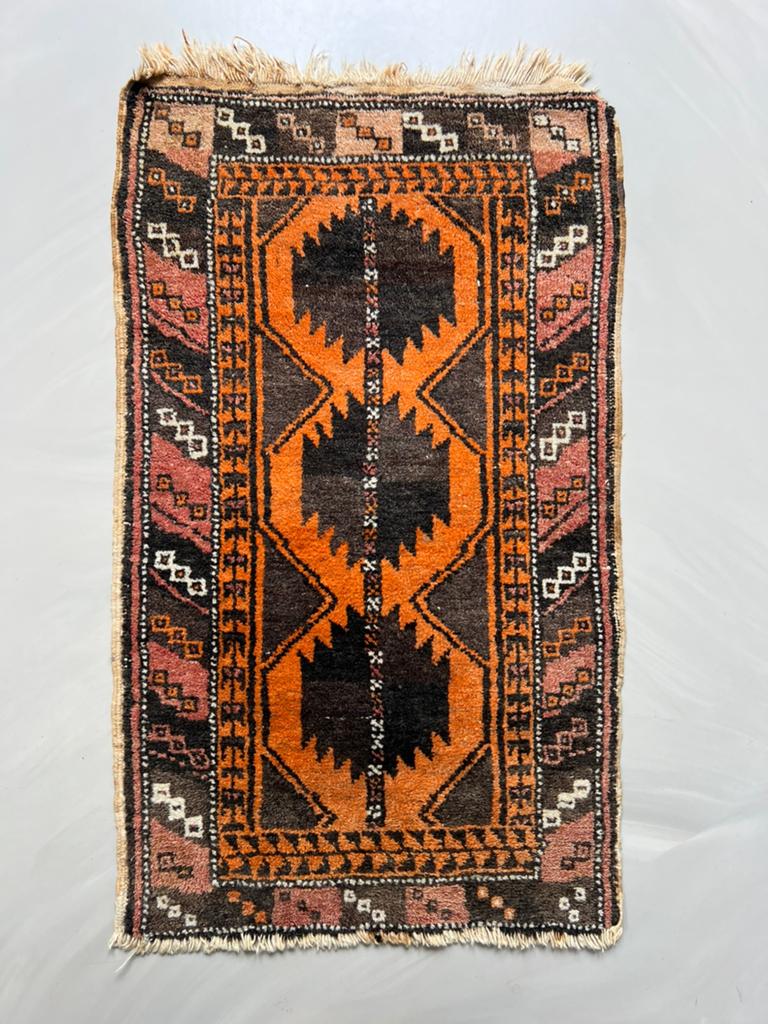 Vintage perzisch tapijtje, Ophalen of Verzenden