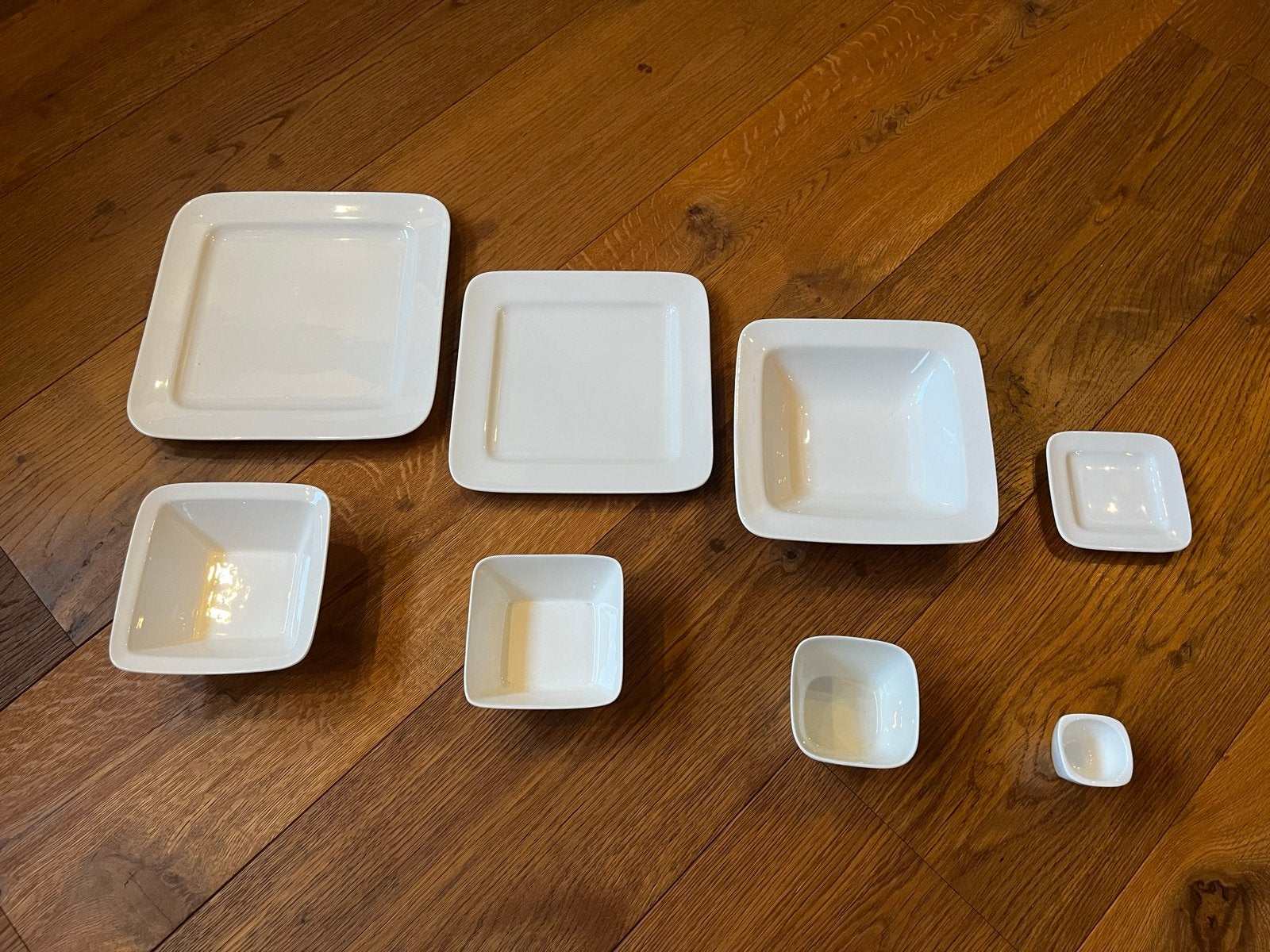 76-delig Wit vierkant servies set, Ophalen, Overige merken, Keramiek, Zo goed als nieuw