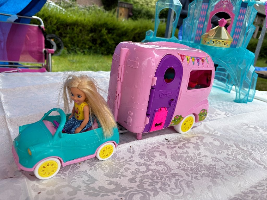 Chelsea camper van Barbie, Ophalen of Verzenden, Zo goed als nieuw, Barbie