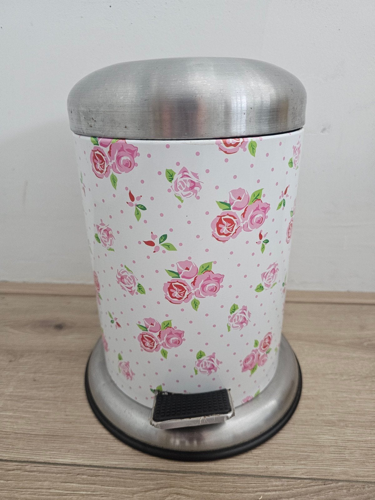 Leuke pedaalemmer met rozenpatroon  - Nooit gebruikt, Huis en Inrichting, Woonaccessoires | Prullenbakken, Minder dan 10 liter