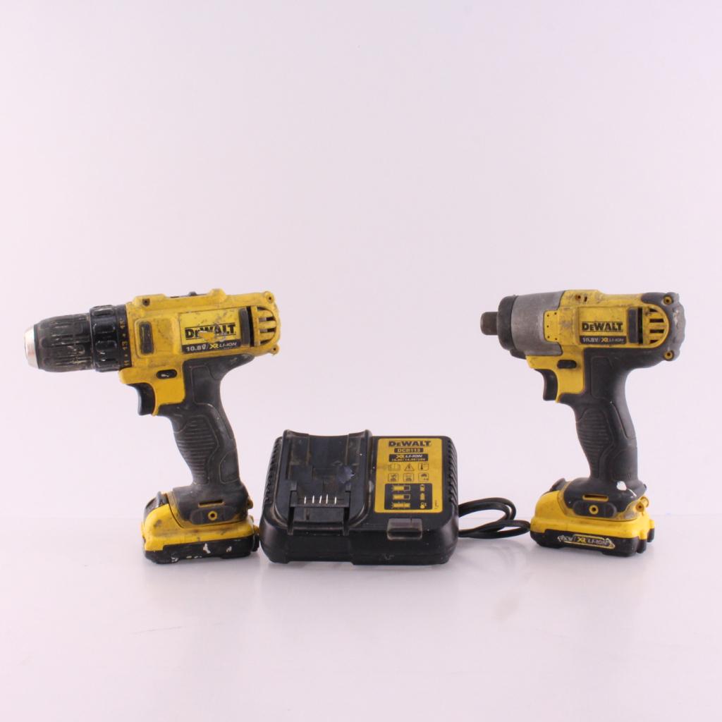 Dewalt DCK211D2T Combiset Schroef/Boor | 2x Accu/lader, Dewalt, Zo goed als nieuw, Support@dewalt.com, 701 E. Joppa Road
Towson, MD 21286
USA