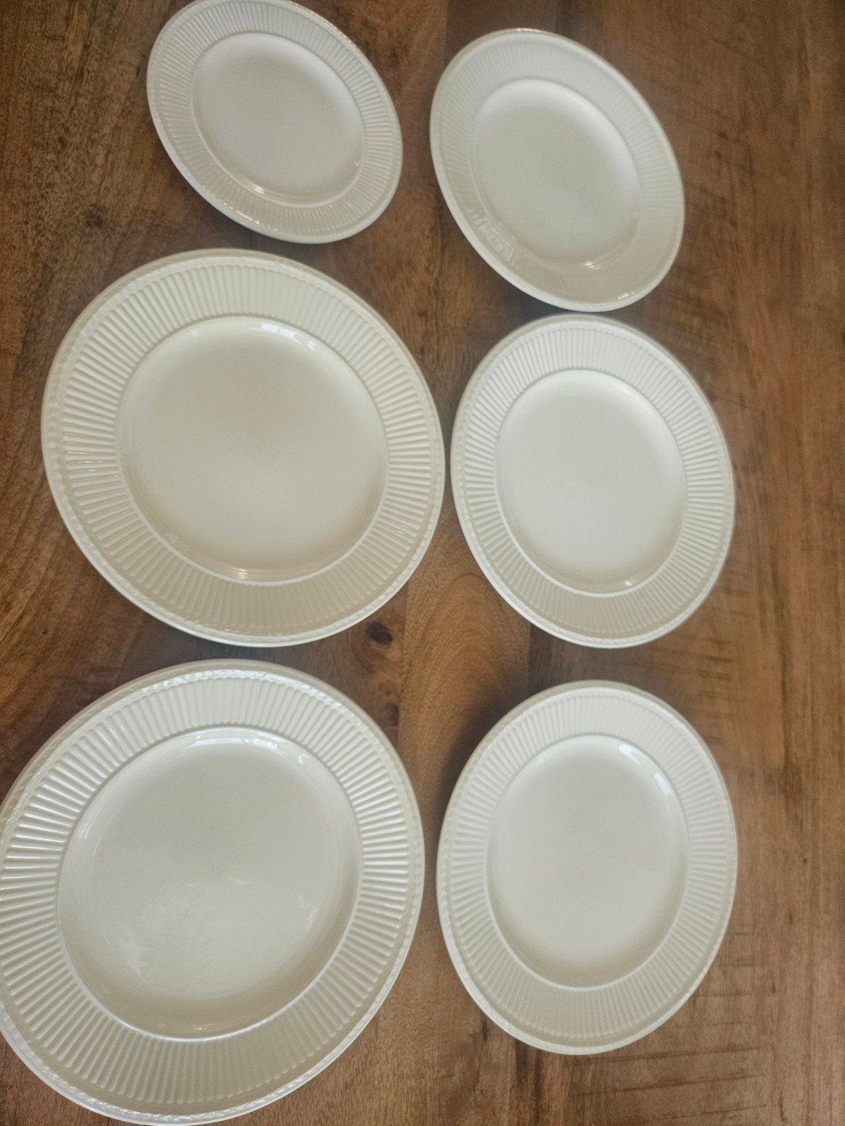 Diverse Wedgwood Edme borden - set van 6, Huis en Inrichting, Keuken | Servies, Ophalen of Verzenden, Aardewerk, Bord(en)