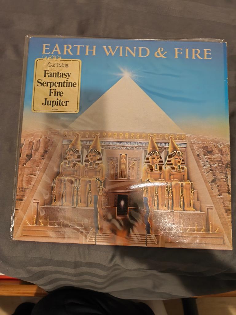 LP platen Earth wind & fire, Cd's en Dvd's, Vinyl | Pop, Ophalen of Verzenden, Inclusief binnenhoes, 12 inch, 1970 - 1979
