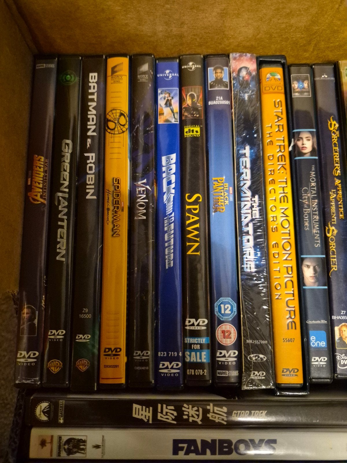 72 fantasie, scify, adventure films dvd. één koop aub., Alle leeftijden, Ophalen, Zo goed als nieuw