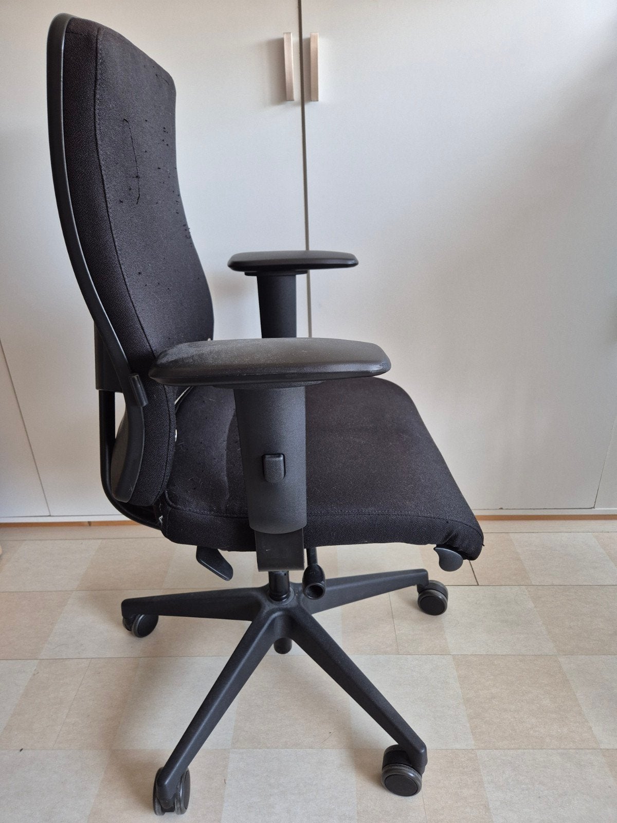 Zwarte Bureaustoel - Comfortabel en Ergonomisch, Ophalen, Ergonomisch, Gebruikt, Zwart