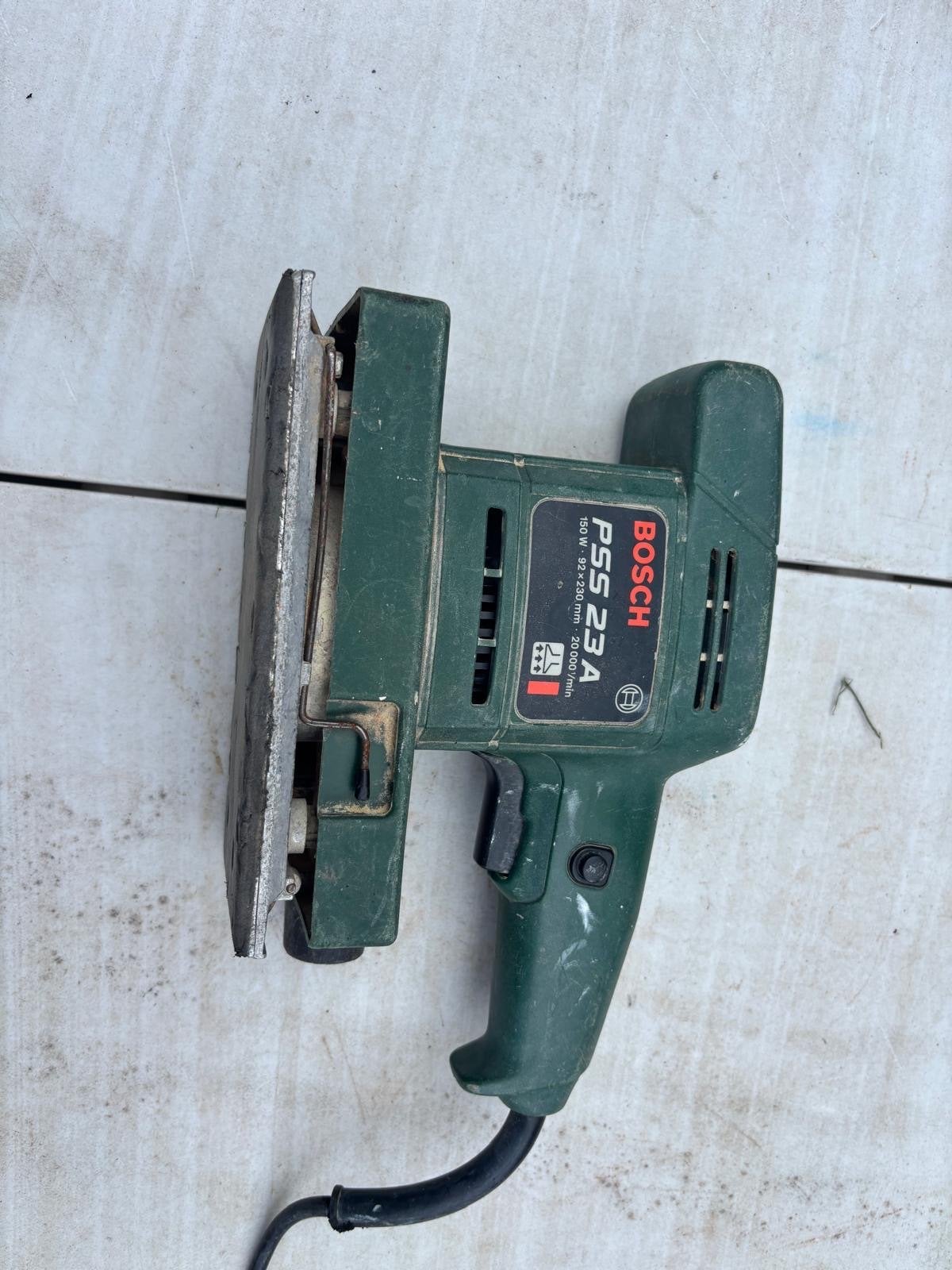 Bosch PSS 23 A Vlakschuurmachine - Gebruikt, Ophalen of Verzenden, Gebruikt, Minder dan 600 watt, Vlakschuurmachine
