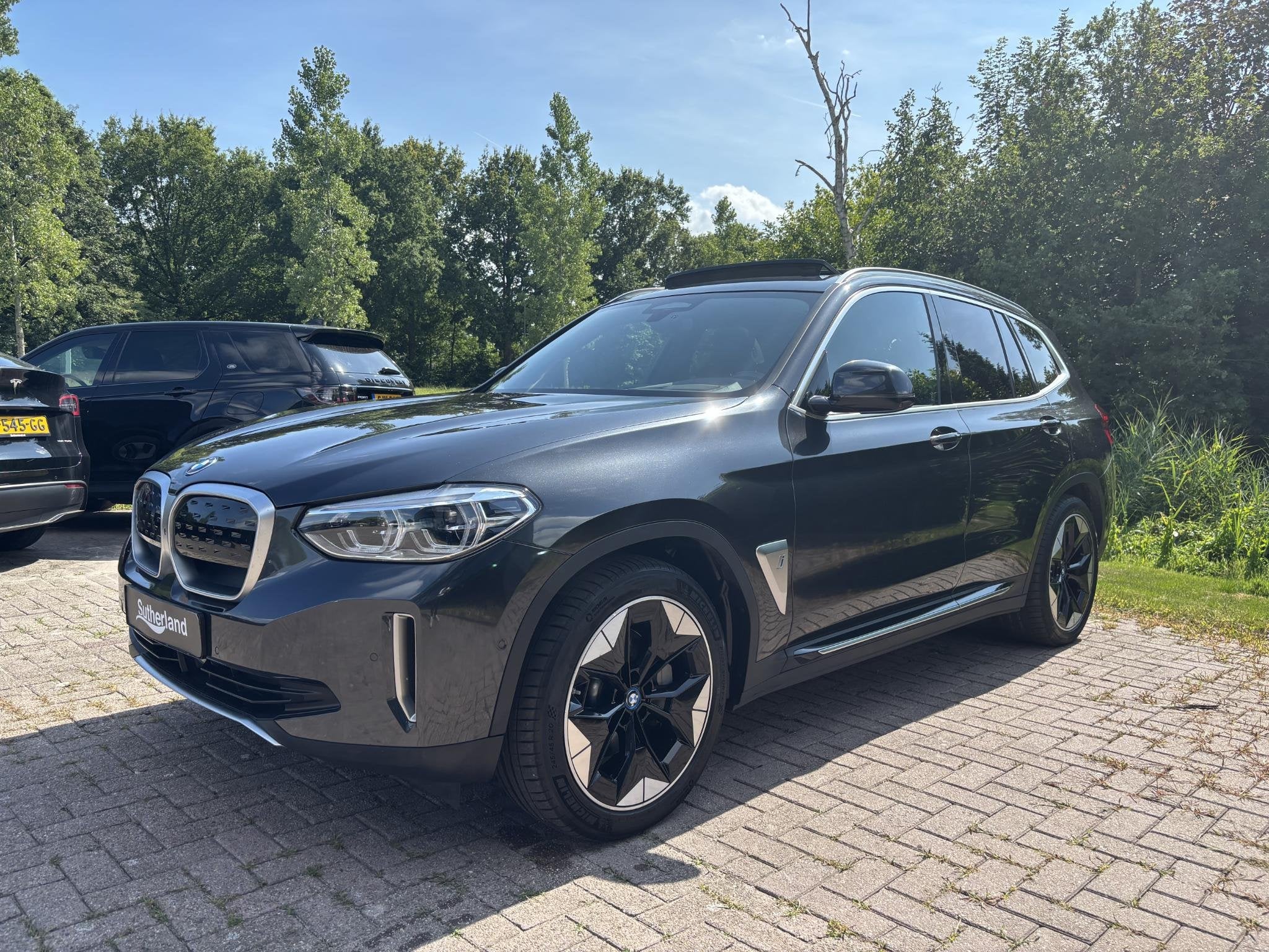 BMW iX3 High Executive 80 kWh 286pk | 94,1% SoH | Panoramada, Automaat, Achterwielaandrijving, Gebruikt, 80 kWh