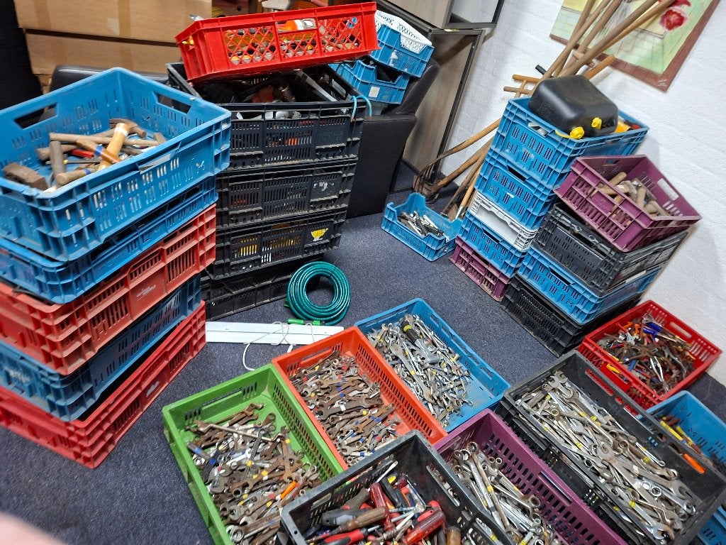ruim 20000 stuks markthandel hand gereedschap, Diversen, Rommelmarktspullen, Gebruikt, Ophalen