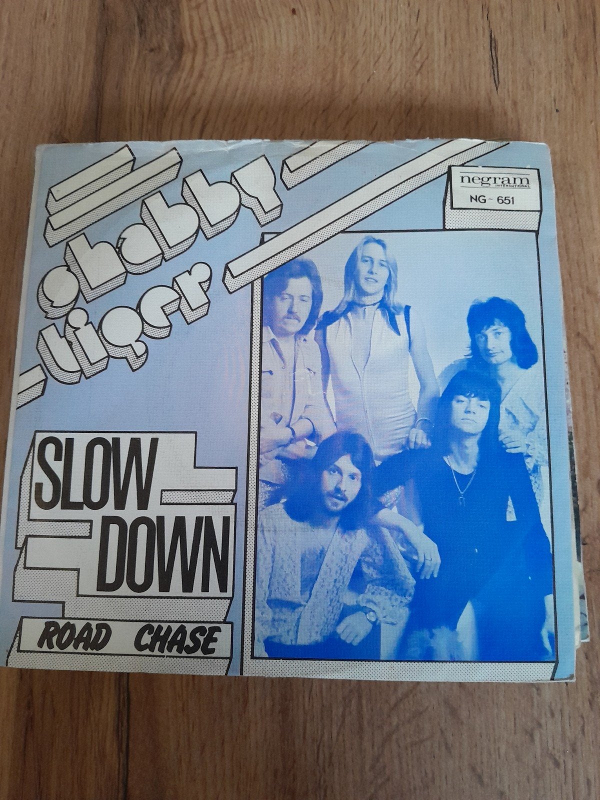 Shabby tiger 7 inch slow down, Ophalen of Verzenden, Zo goed als nieuw, Pop