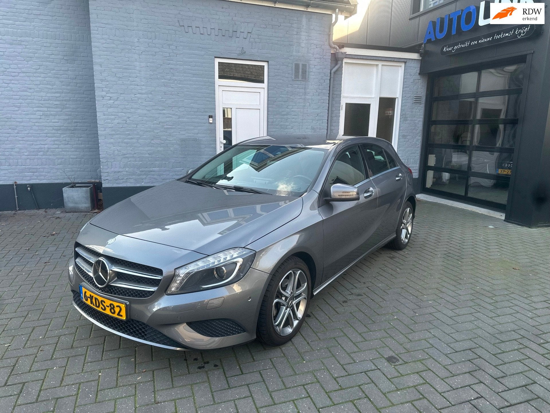 Mercedes-Benz A-klasse 180 | CAMERA | AUTOMAAT | ORIGINEEL N, Stof, 4 cilinders, 122 pk, 19 km/l