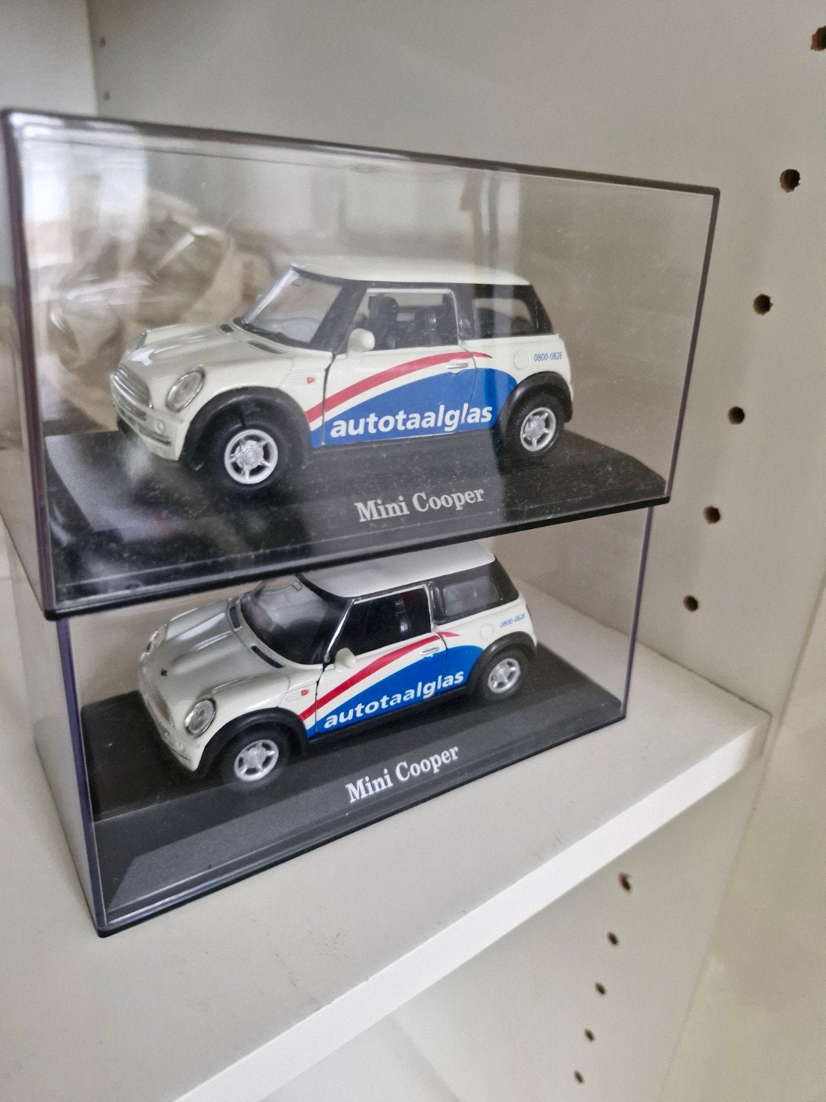2x Mini Cooper modelauto's Autotaalglas prijs per stuk, Overige merken, 1:50 of kleiner, Auto, Ophalen of Verzenden