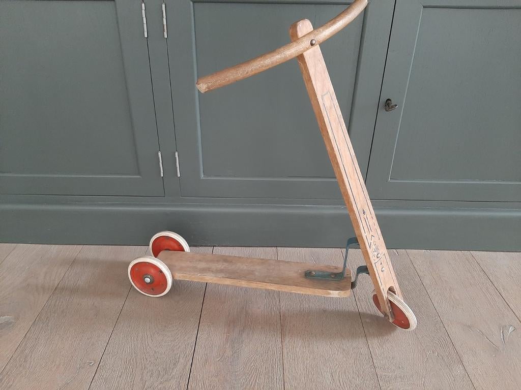 Oud houten stepje / leuk als decoratie, Antiek en Kunst, Ophalen of Verzenden