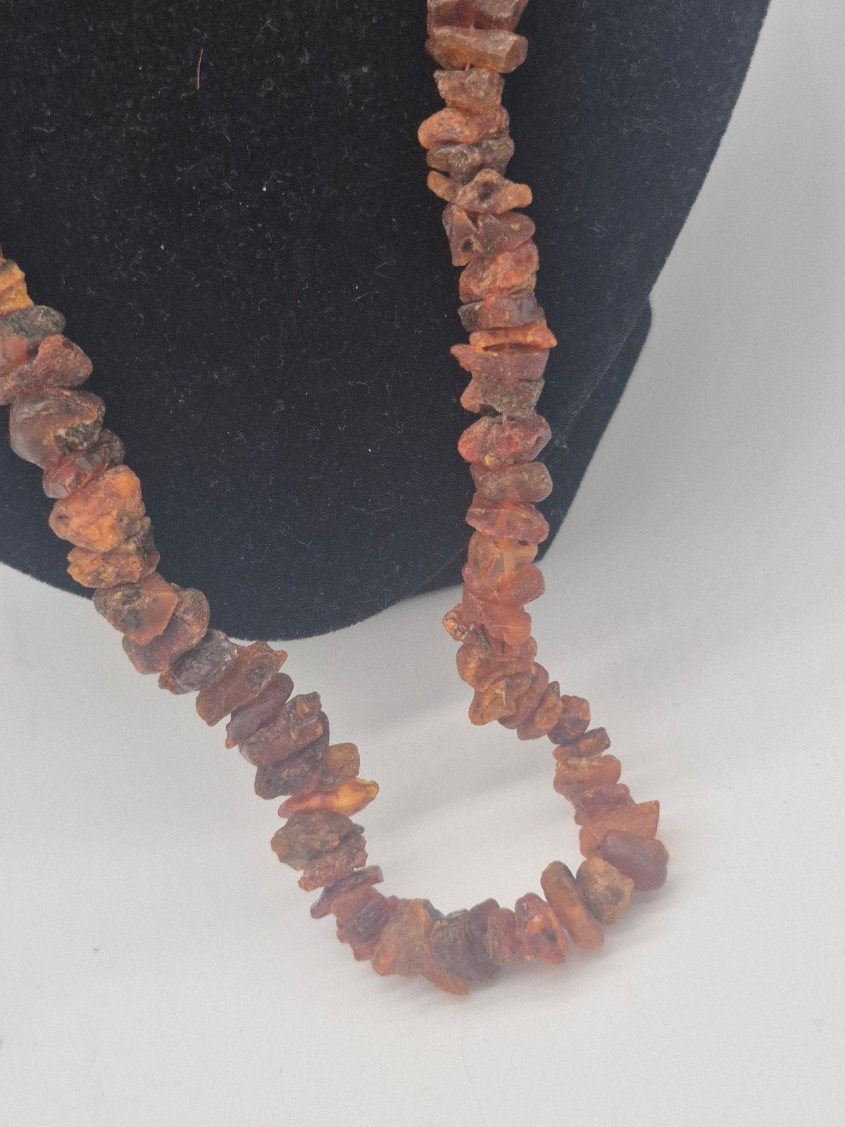 Vintage ketting met ruwe barnsteen, Verzenden, Gebruikt, Overige materialen