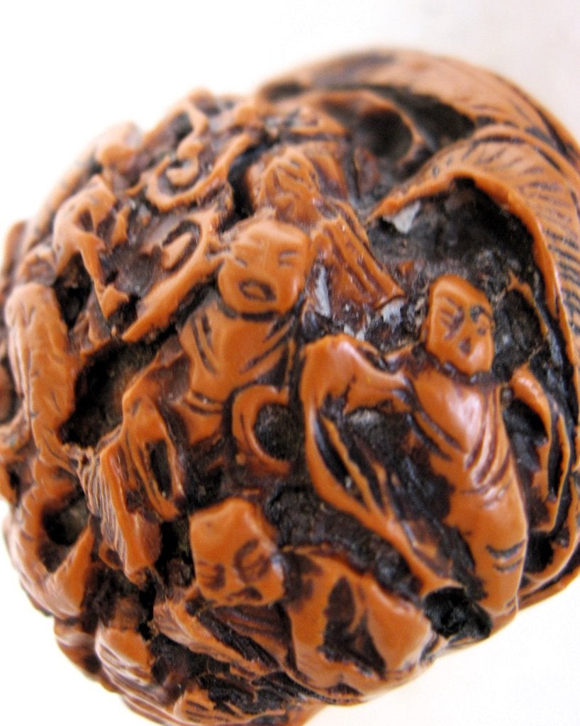 Antieke Chinese Hediao Walnoot, Luohans met Tijger en Draak, Hout, Bruin, Houtsnijwerk, Handgemaakt