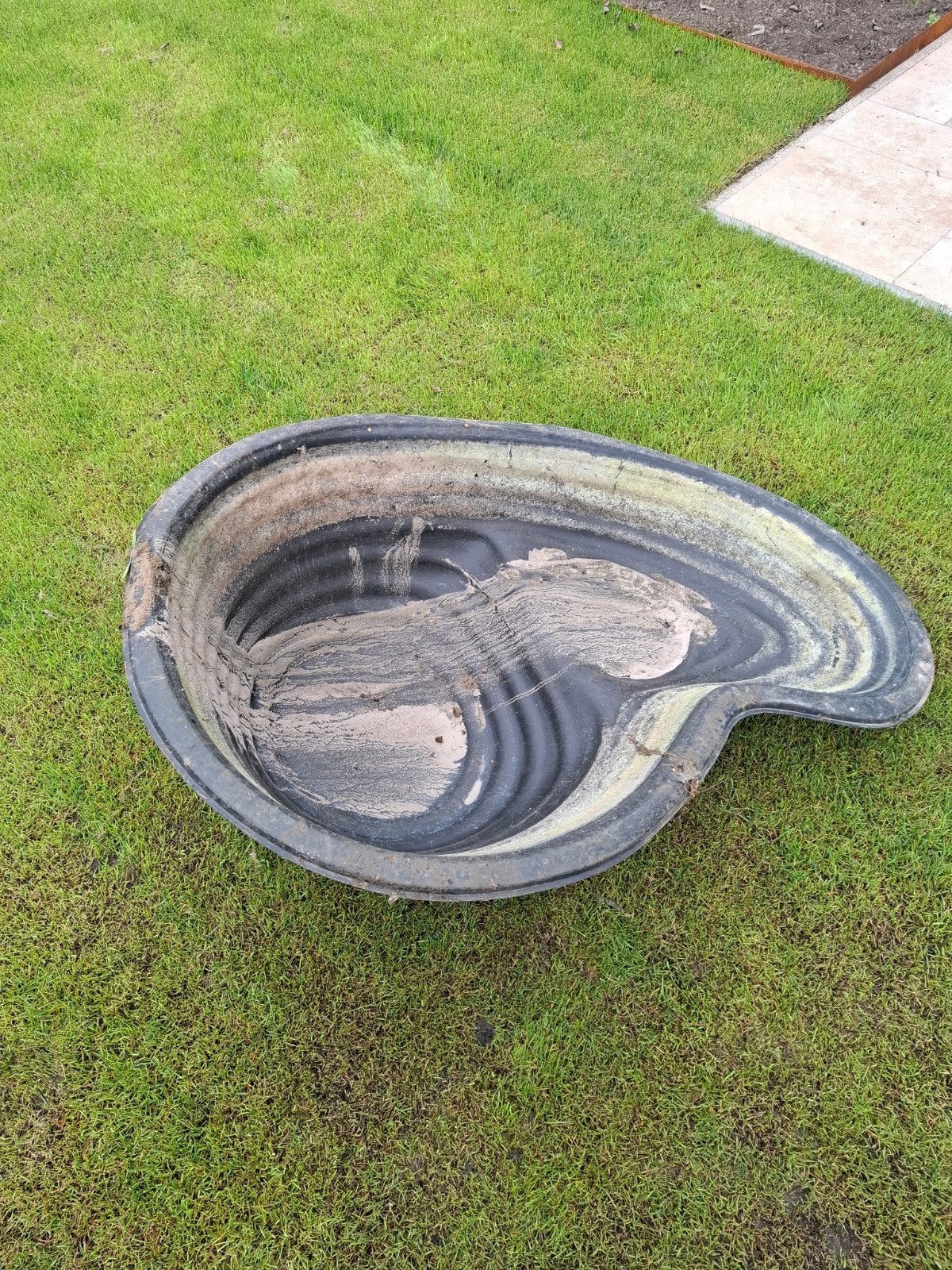 Vijverbak - 1.37m lang, 87cm breed - Geen lekkages, Tuin en Terras, Ophalen, Gebruikt