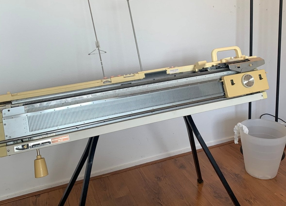 Silver reed mod740 punchcard breimachine / knitting machine, Ophalen, Gebruikt, Breien, Machine