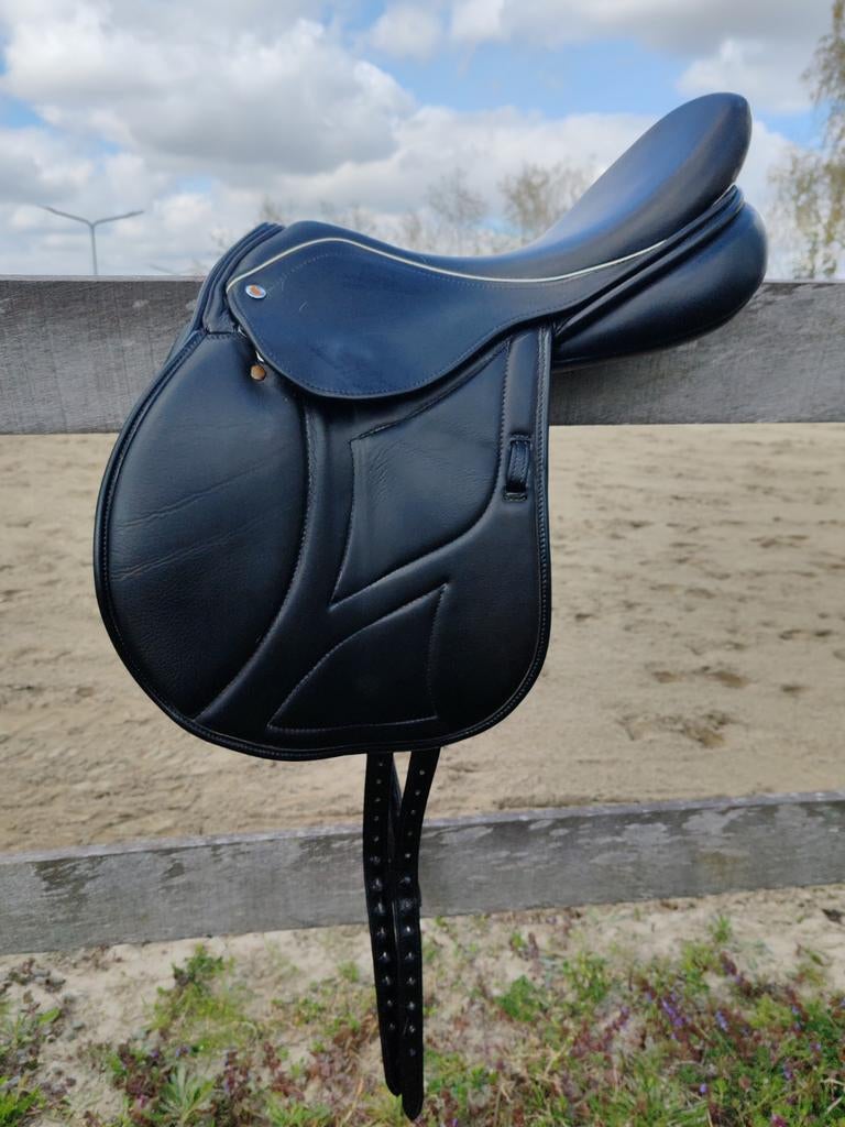 Esta professional jump monoflap eventing/springzadel, Dieren en Toebehoren, Paarden en Pony's | Zadels, Ophalen, Gebruikt, Springen