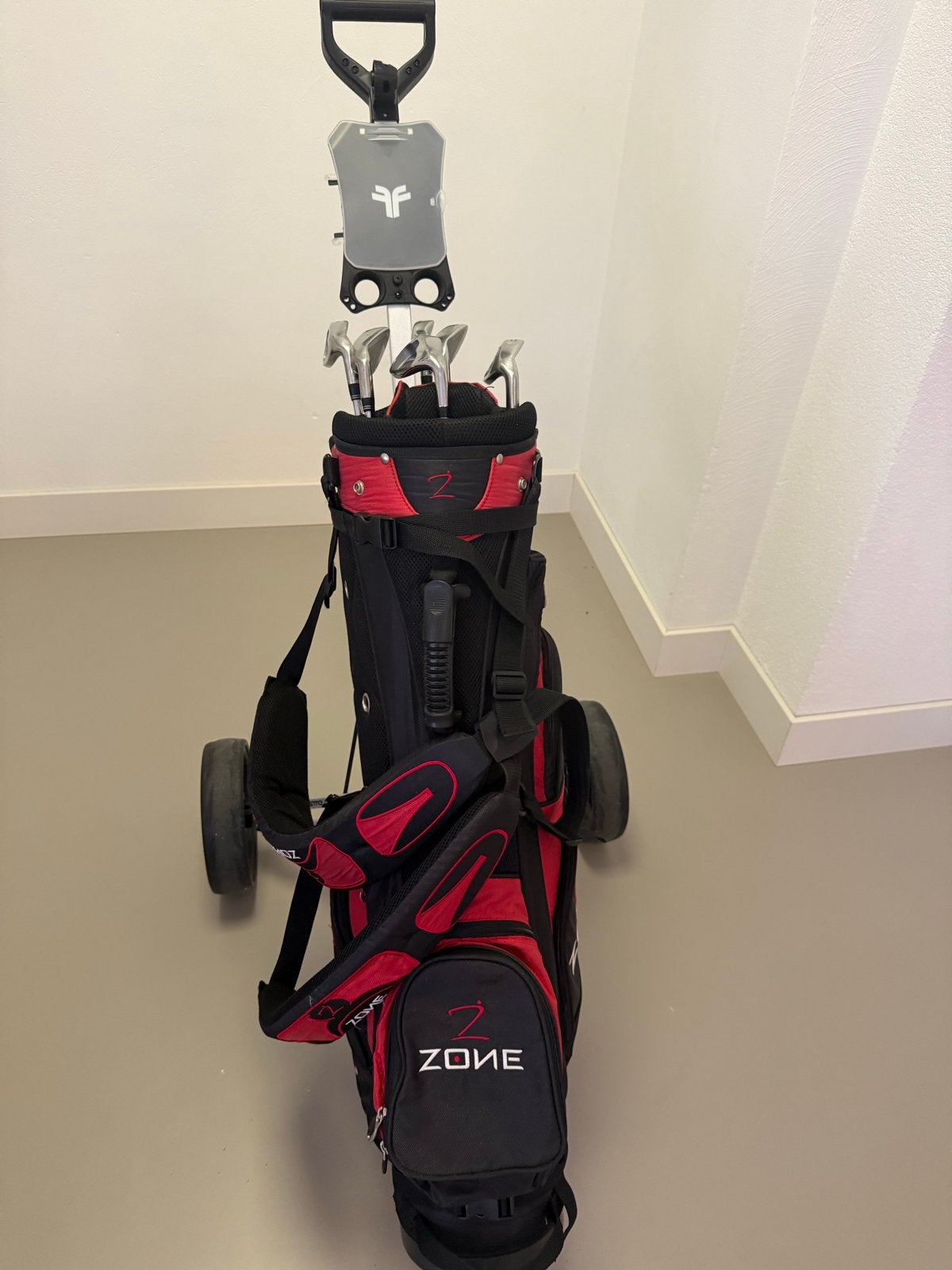 Complete golfset met tas met nieuwe trolley, Ophalen, Zo goed als nieuw, Set, Overige merken
