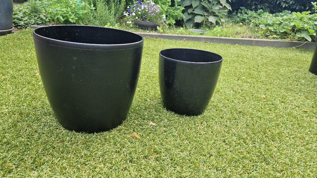 Elho plastic bloempotten, Ophalen, Kunststof, Rond, Zo goed als nieuw