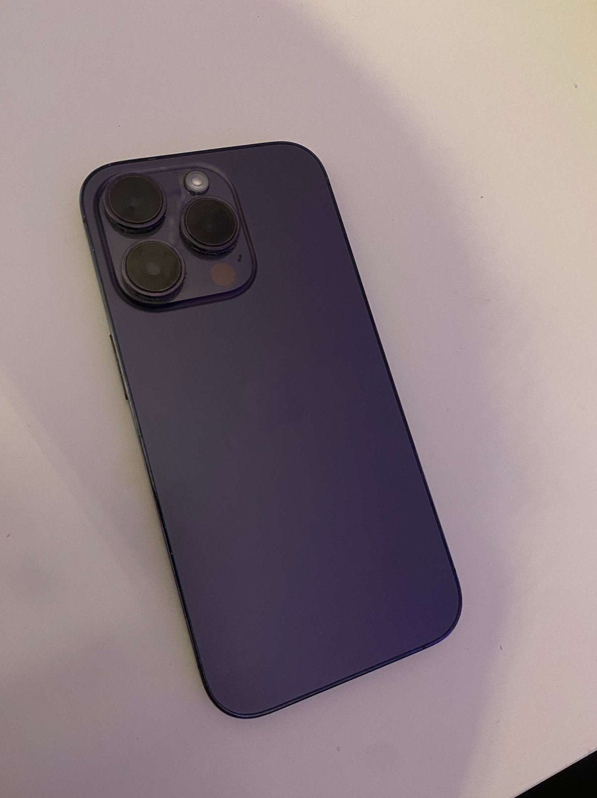 Nette iPhone 14Pro te koop - Altijd beschermd en functioneel