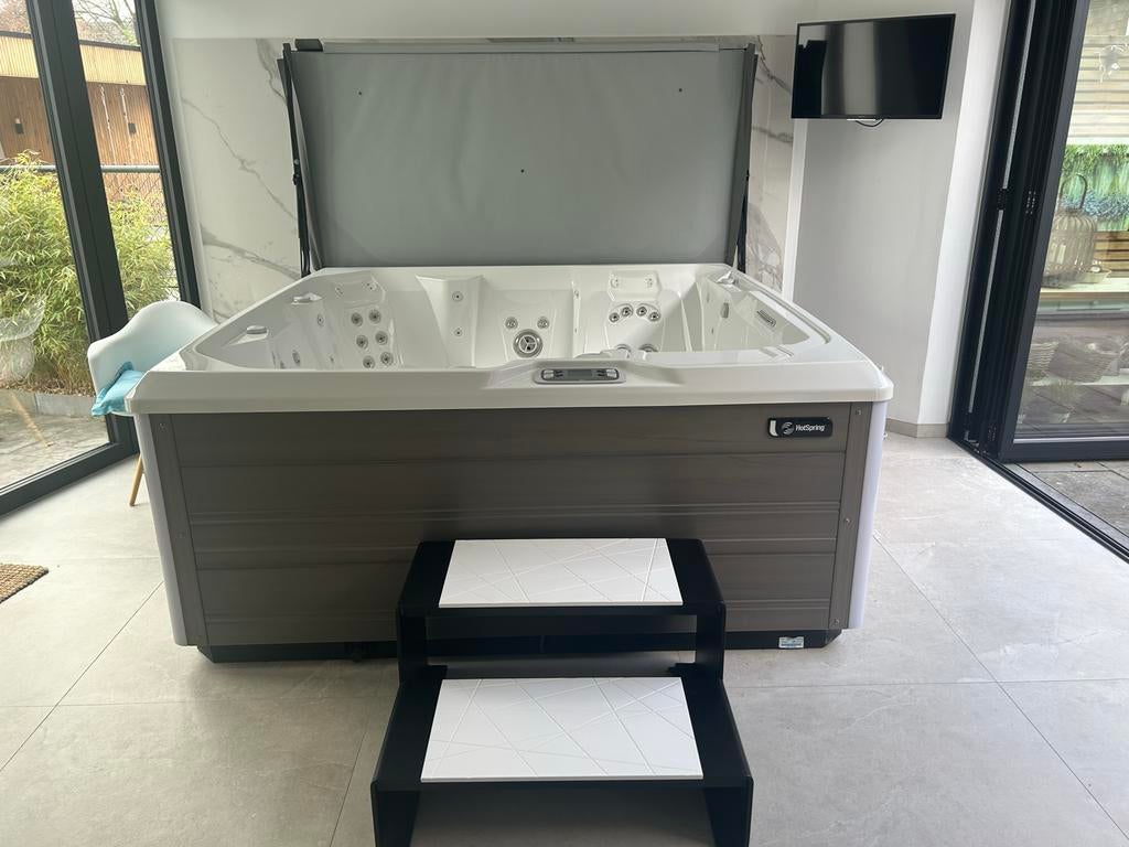 HotSpring Limelight Flair Jacuzzi (zoutwater) - Compleet, Tuin en Terras, Bubbelbaden en Hottubs, Gebruikt, Vast, Filter, Ophalen