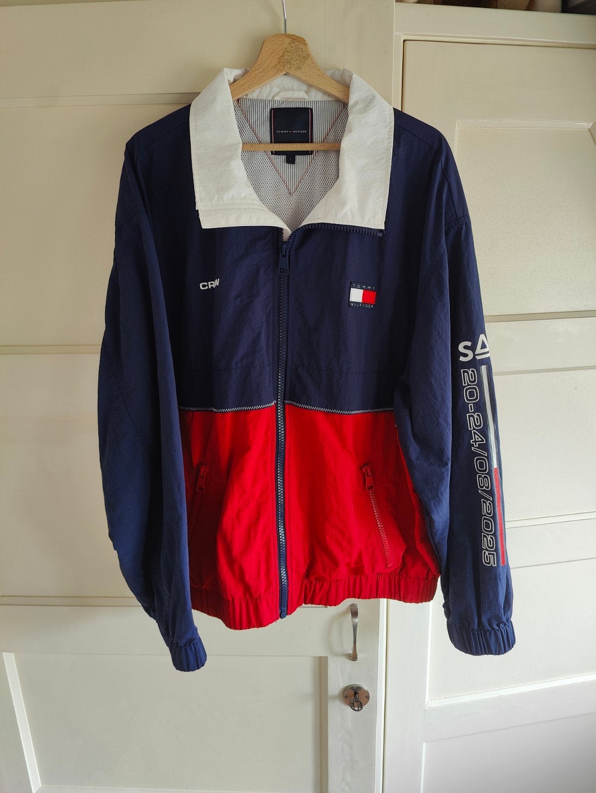 Tommy Hilfiger SAIL Amsterdam 2025 Crew Kleding Maat L, Kleding | Heren, Jassen | Zomer, Maat 52/54 (L), Blauw, Tommy Hilfiger
