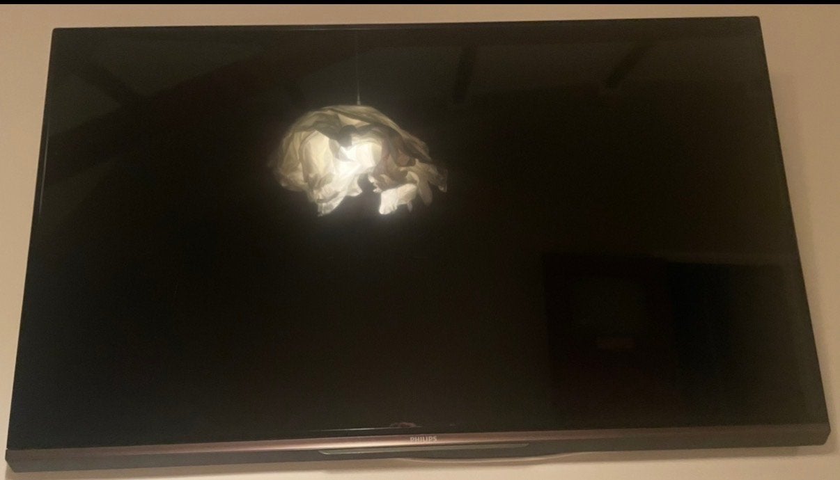 Philips breedbeeld tv - defect, voor onderdelen of reparatie, Ophalen of Verzenden, Niet werkend, 100 cm of meer, Philips