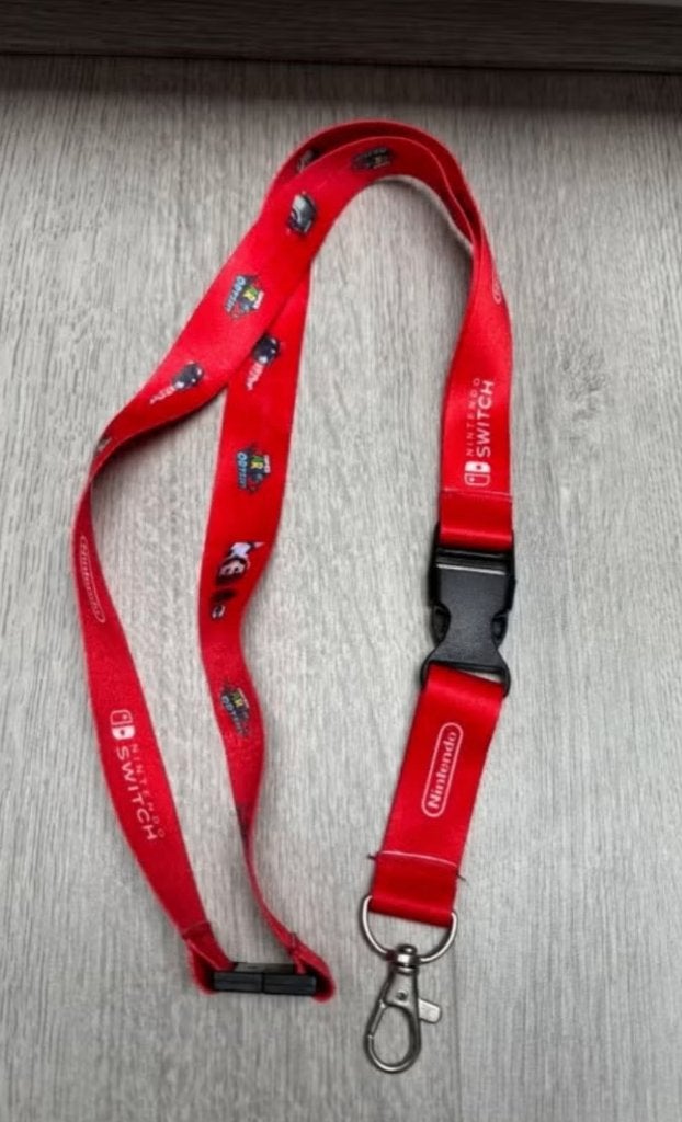 Mario Odyssey Nintendo Switch keycord - Sleutelhanger, Spelcomputers en Games, Avontuur en Actie, Gebruikt, 1 speler, Ophalen of Verzenden