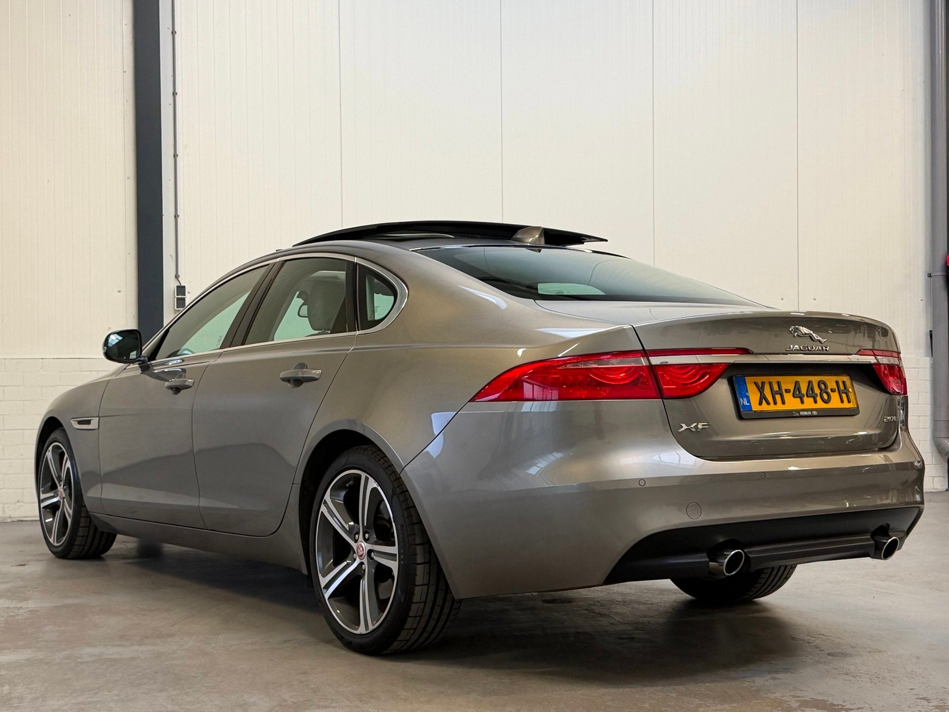 Jaguar XF 2.0 Portfolio|Org NL|Pano, Auto's, Automaat, Dealer onderhouden, Euro 6, 4 cilinders