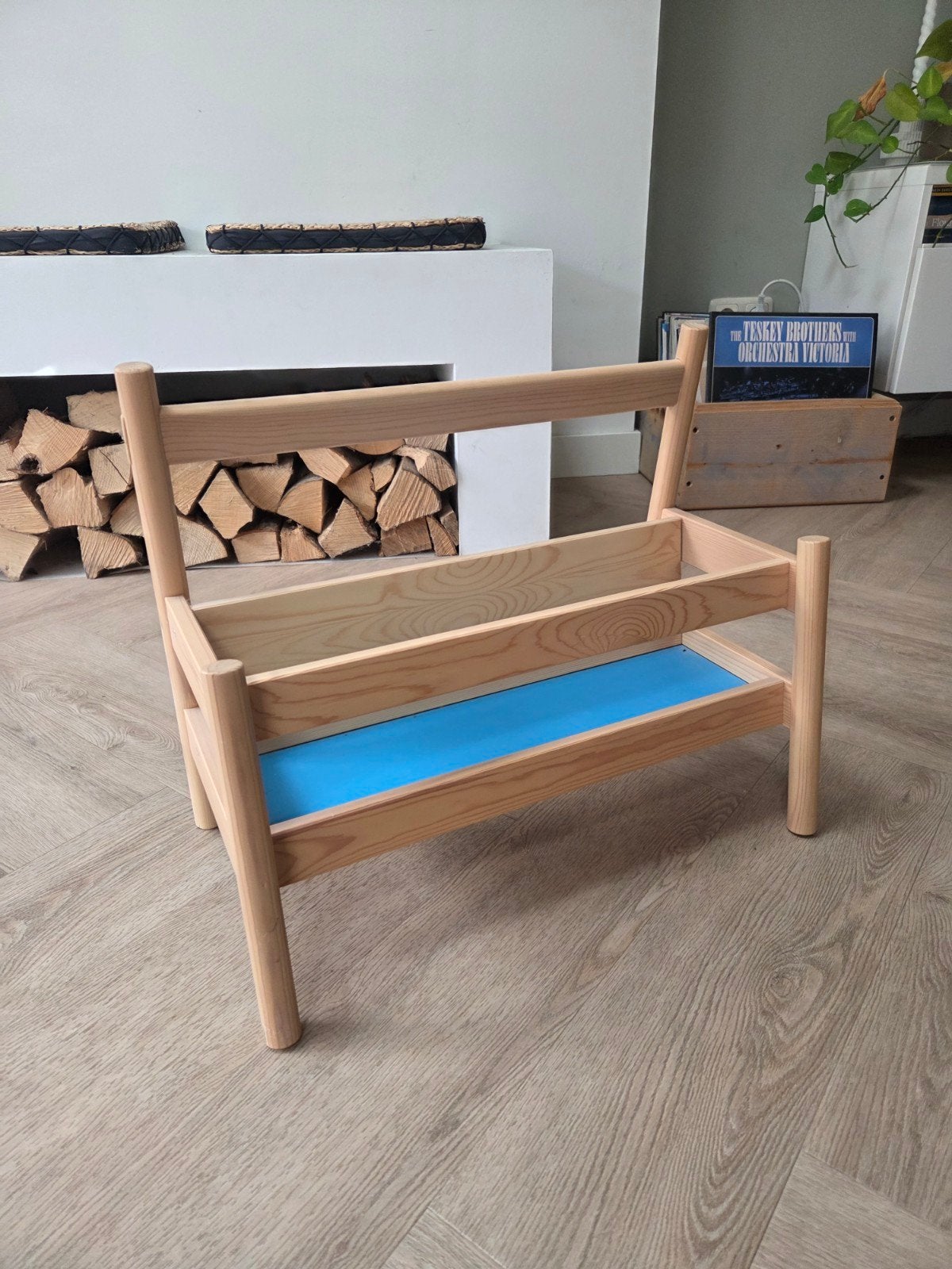 IKEA Flisat Boekenrek / Boekenstandaard, Ophalen, 50 tot 100 cm, Zo goed als nieuw, Minder dan 100 cm