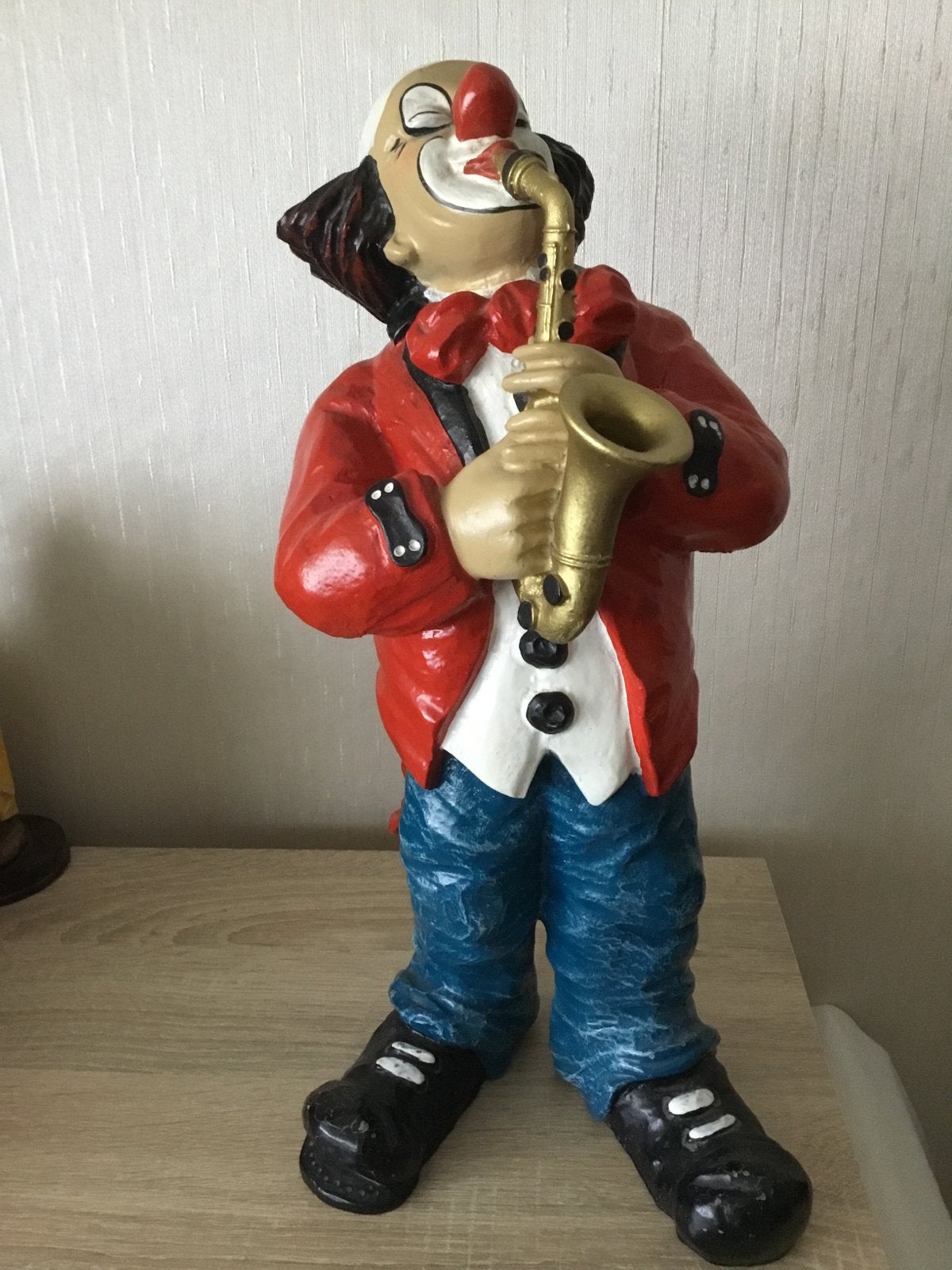 Grote Clown Beeld met Saxofoon - 40 cm Hoog, Ophalen of Verzenden, Gebruikt, Mens